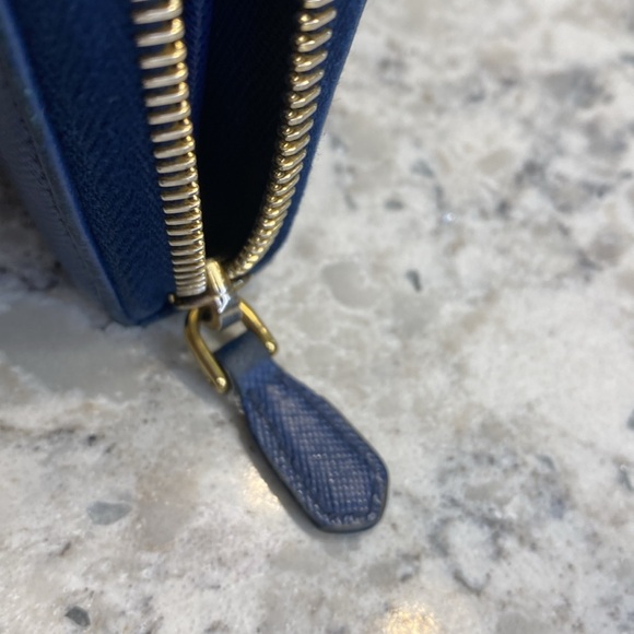 Prada Bow Wallet In Saffiano Leather EUC - Picture 10 of 16